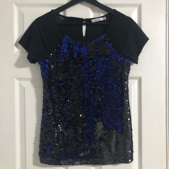 Reversible two tone sequence top with mesh sleeve - Picture 2 of 7